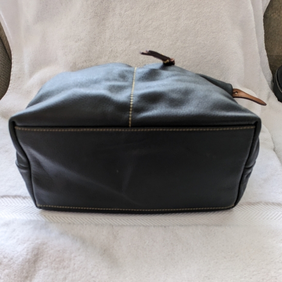 DOONEY & BOURKE Genuine Leather Shoulder Bag! - Picture 7 of 7